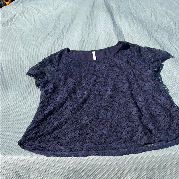 Leo & Nicole Tops - Leo & Nicole Lace Blouse Navy